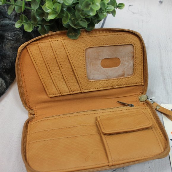 Roxy Wallet - Picture 5 of 8